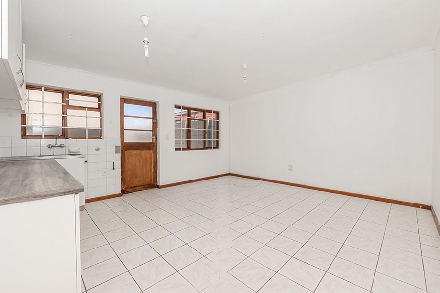 4 Bedroom Property for Sale in Southfield Western Cape